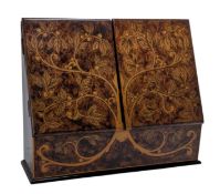 20TH CENTURY CONTINENTAL PAINTED WOODEN DESK TIDY