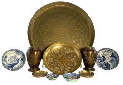 COLLECTION OF FOUR 18TH CENTURY CHINESE SAUCERS & BRASS CENTREPIECES