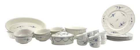 VILLEROY & BOCH - DESIGNER PART DINNER SERVICE