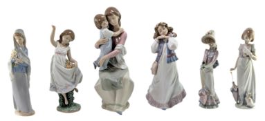 LLADRO - A COLLECTION OF VINTAGE PORCELAIN FIGURES