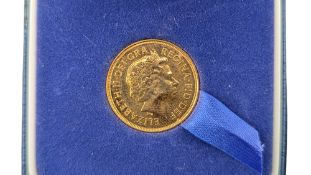 2005 QUEEN ELIZABETH II GOLD SOVEREIGN