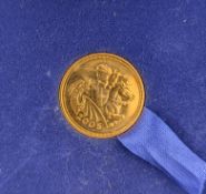 2005 QUEEN ELIZABETH II GOLD HALF SOVEREIGN