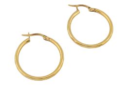 PAIR OF HALLMARKED 18CT GOLD HOOP EARRINGS.