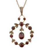 9CT GOLD PEARL & GARNET WREATH PENDANT ON CHAIN