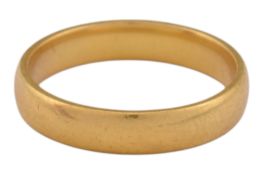 HALLMARKED 22CT GOLD BAND RING