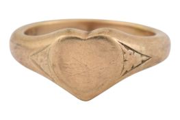 9CT GOLD HEART SHAPED SIGNET RING
