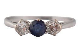 PLATINUM DIAMOND & SAPPHIRE RING