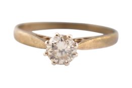 HALLMARKED 9CT GOLD & DIAMOND SOLITAIRE RING