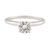 14CT WHITE GOLD & DIAMOND SOLITAIRE RING