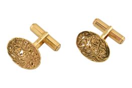 1970S PAIR OF HALLMARKED 18CT GOLD CUFFLINKS