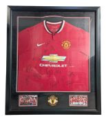 FOOTBALL - MANCHESTER UNITED 2014/2015 SQUAD SIGNED SHIRT