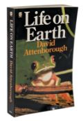 DAVID ATTENBOROUGH - LIFE ON EARTH - SIGNED BOOK