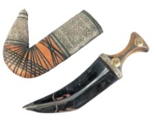 EARLY 20TH CENTURY YEMENI JAMBIYA DAGGER