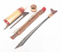 MALAYSIAN DAYAK HEAD HUNTING MANDAU & BLOWPIPE QUIVER