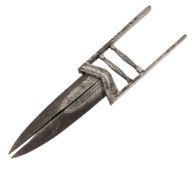 LATE 19TH CENTURY INDIAN SCISSOR KATAR