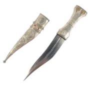 19TH CENTURY PALESTINIAN JAMBIYA SHIBRIYA DAGGER