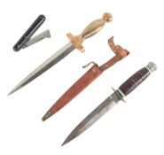 COLLECTION OF VINTAGE EDGED WEAPONS