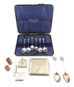 COLLECTION OF ASSORTED MILITARY INTEREST ITEMS