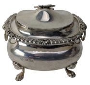 GEORGE V HALLMARKED SILVER TWIN HANDLED LIIDED SUGAR BOWL