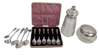 CASED 20TH CENTURY GEORGE V HALLMARKED TEASPOONS & OTHER SILVER ITEMS