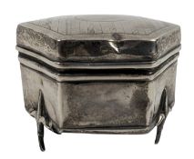 20TH GEORGE V HALLMARKED SILVER VELVET LINED JEWELLERY / TRINKET BOX