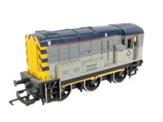 MODEL RAILWAY - HORNBY OO GAUGE R3036XS LOCOMOTIVE