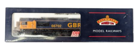MODEL RAILWAY - BACHMANN BRANCHLINE 32-727DS LOCOMOTIVE