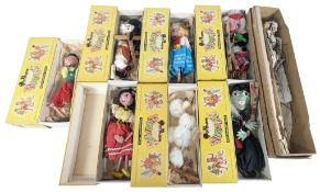PUPPETS - VINTAGE HAND PAINTED WOODEN PELHAM PUPPETS
