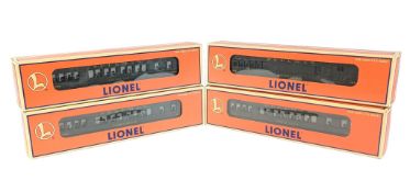 MODEL RAILWAY - LIONEL O GAUGE PULLMAN PASSENGER COACHES