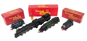 MODEL RAILWAY - COLLECTION OF VINTAGE TRIANG OO GAUGE LOCOMOTIVES