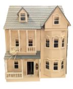 DOLLS HOUSE - VINTAGE VICTORIAN WOODEN DOLLS HOUSE & FURNITURE