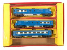 MODEL RAILWAY - VINTAGE TRIANG PULLMAN SET
