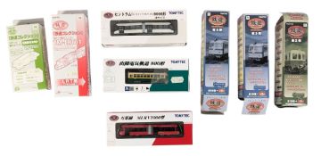 MODEL RAILWAY - x8 BOXED JAPANESE TOMYTEC N GAUGE TRAMS
