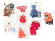 SINDY - COLLECTION OF ORIGINAL SINDY DOLL OUTFITS & ACCESSORIES
