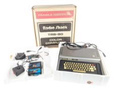 RETRO GAMING - VINTAGE RADIO SHACK TRS-80 COLOUR COMPUTER