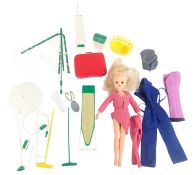SINDY - VINTAGE SINDY DOLL & 'WASH DAY' ACCESSORIES