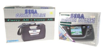 RETRO GAMING - VINTAGE SEGA GAME GEAR & CARRY CASE
