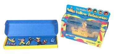 THE BEATLES - CORGI DIECAST YELLOW SUBMARINE & EAGLEMOSS BADGES
