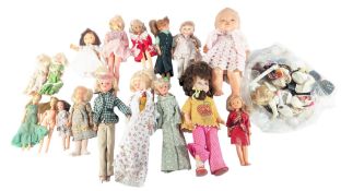DOLLS - COLLECTION OF VINTAGE LESNEY, PALITOY AND OTHER DOLLS