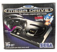 RETRO GAMING - VINTAGE SEGA MEGA DRIVE VIDEO GAME CONSOLE
