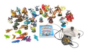 GAMING - SKYLANDERS TOY-TO-LIFE VIDEO GAME FIGURES & TRAP TEAM GAME
