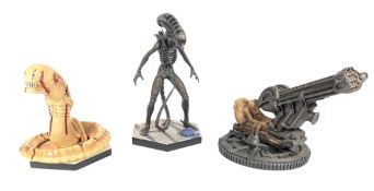 ALIENS - X3 EAGLE MOSS XL EDITION COLLECTABLE FIGURINES
