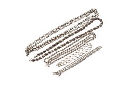 COLLECTIONOF SILVER NECKLACE CHAINS & BRACELET