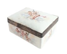 ENAMEL PORCELAIN SNUFF BOX WITH ANGEL DECORATION