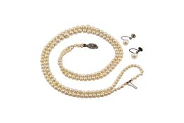 EARLY 20TH CENTURY TWIN STRING CULTURED PEARL NECKLACE