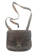 EARLY 20TH CENTURY LEATHER SCHOOL BAG / SATCHEL