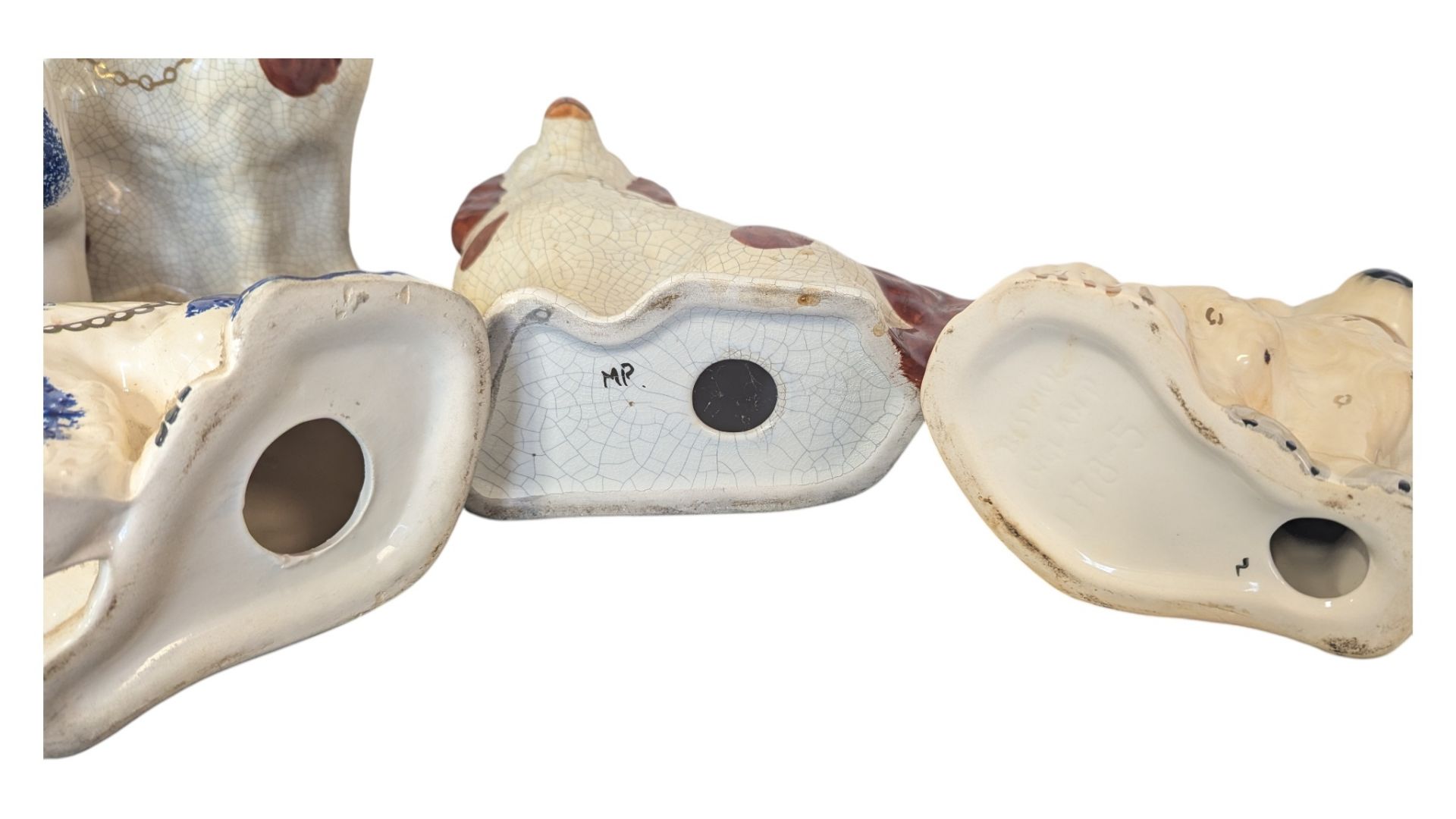 COLLECTION OF SIX 20TH CENTURY VINTAGE CERAMIC STAFFORDSHIRE DOGS - Image 5 of 6