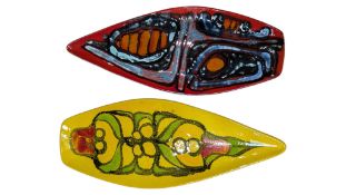 POOLE POTTERY - TWO LATE 20TH CENTURY STUDIO DELPHIS SPEAR SHAPED DISHES