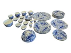 ROYAL CROWN DERBY - PEACOCK - 19TH/20TH CENTURY PORCELAIN TEA SERVICE