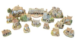 LILLIPUT LANE - COLLECTION OF LATE 20TH / 21ST CENTURY UNBOXED RESIN COTTAGE FIGURES